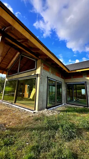 Realizacja — stolarka okienna i drzwiowa, zdjęcie 5